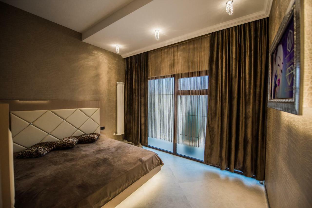 H & V Residence - Diamond Bungalow Apartment Арад Экстерьер фото